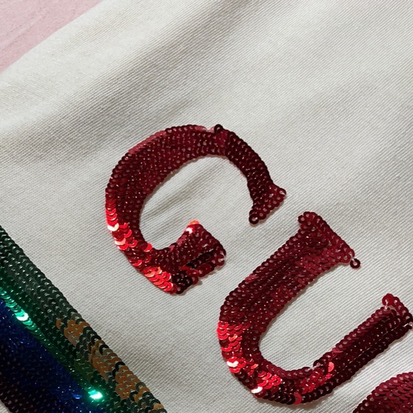 GUCCI sequin logo t-shirt - Picture 4 of 9